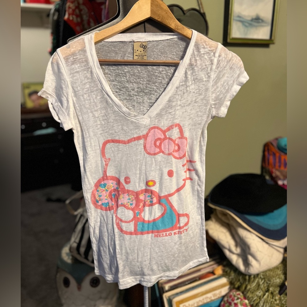 Hello kitty sheer T-shirt womens size small EUC pink and teal flowers bow HK